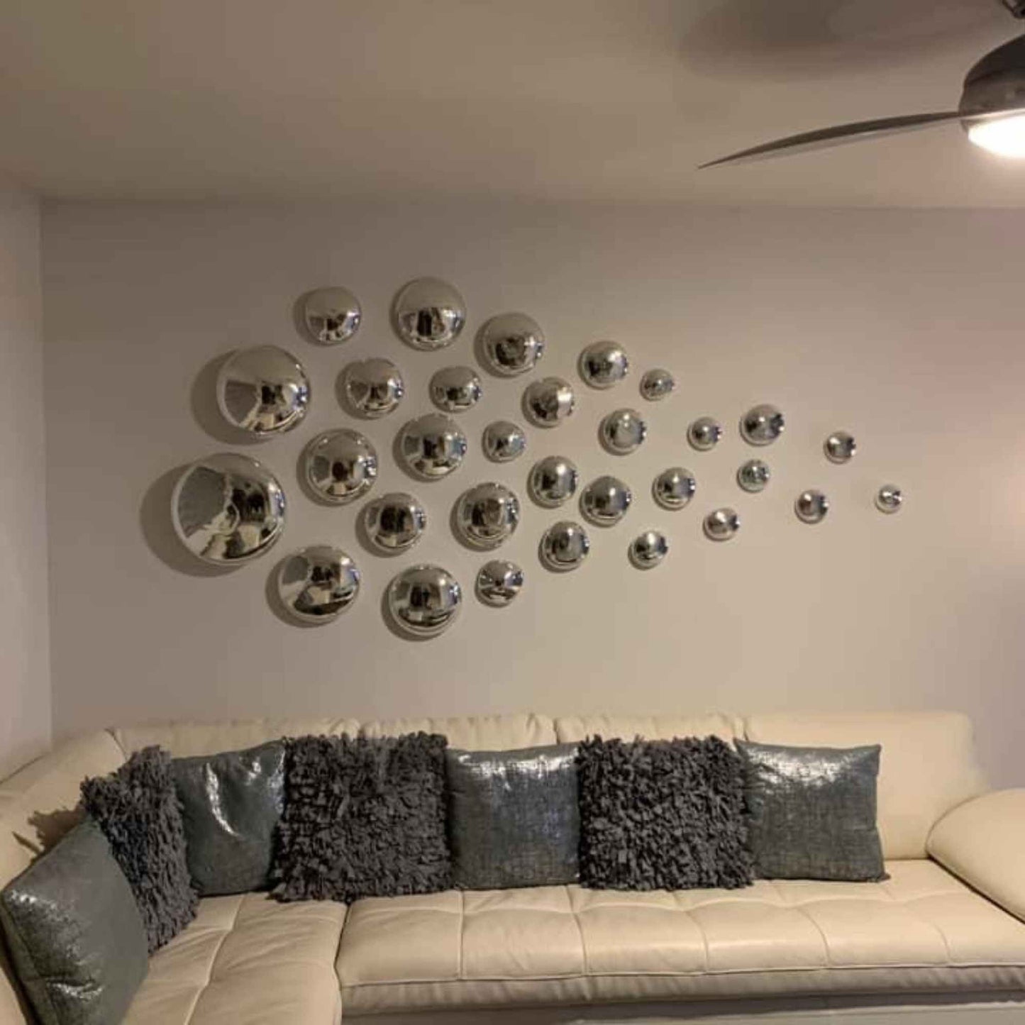 Mural de Piedras de Vidrio Soplado | Decoración de Muro | Hecho en México | (Plateadas, 8 - 30 cm.) - MAREY -