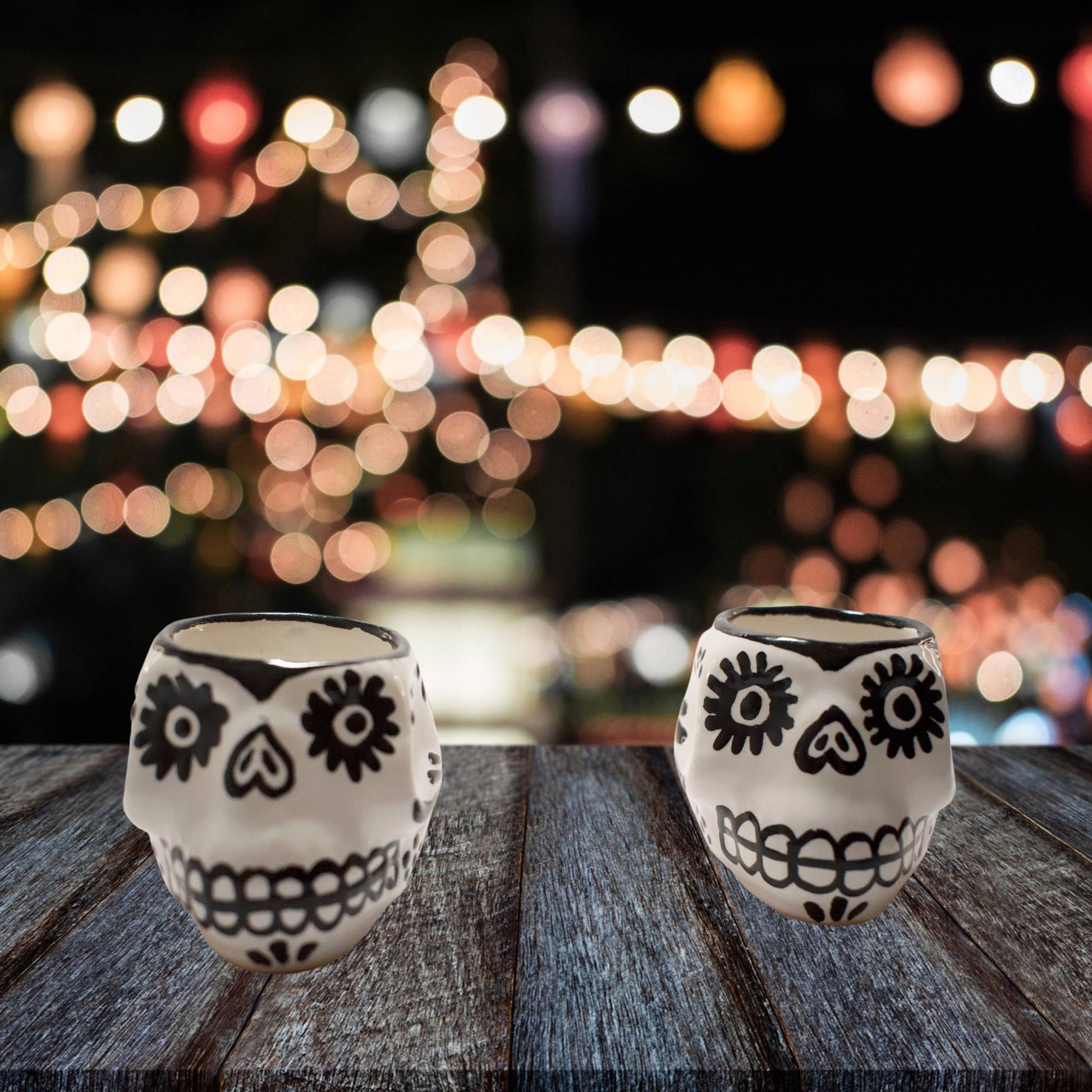 Vasos Mezcaleros | Calaverita | Cerámica de Talavera | Set de 4 Piezas | 100% Artesanal | (Black & White, 2 Oz.) - MAREY - Vaso Mezcalero